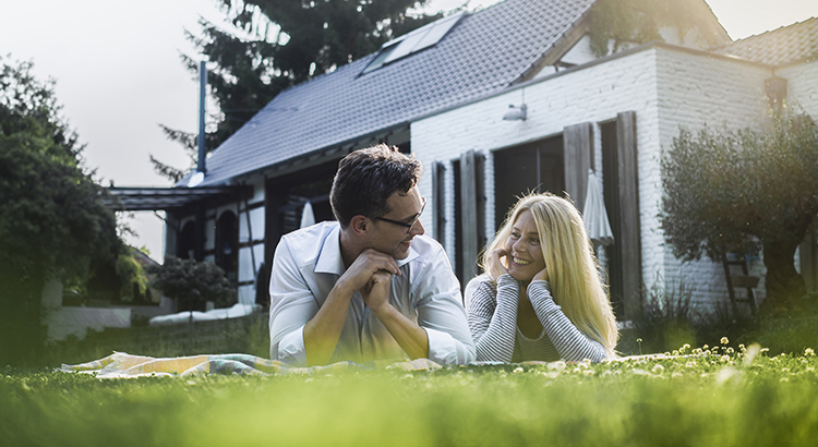 Renting or Selling Your House: What's the Best Move? Simplifying The Market